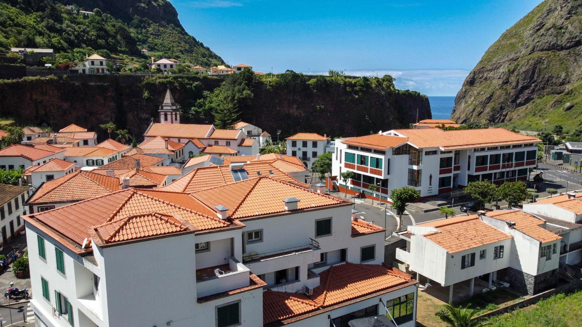 Amarelo Apartment By Atlantic Holiday São Vicente Eksteriør billede